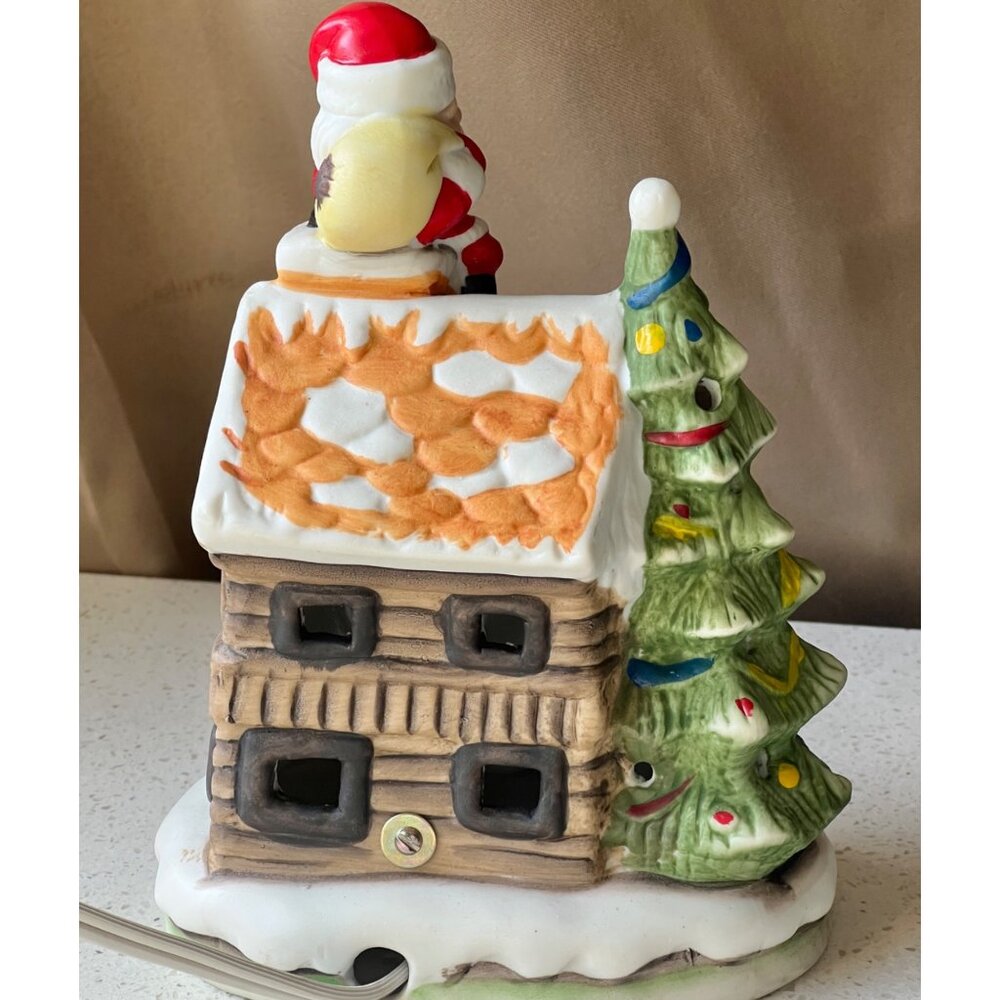 Santa Going Down the Chimney Ceramic House Lamp Decoration Christmas Tree Works - Picture 4 of 11